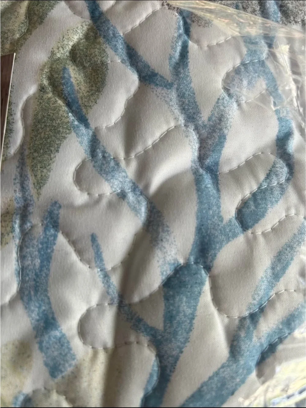 Carstens Coastal Beach Bedding Set, Nautical 2-Piece Microfiber Ocean Quilt Twin